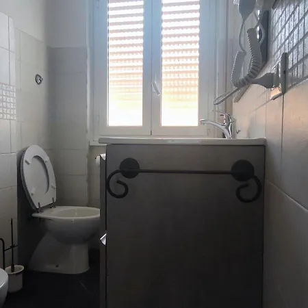 Casa Walter, Fresco Luminoso E Comodo Roma