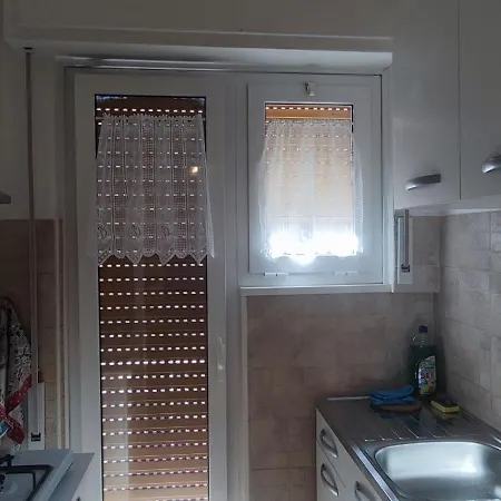 Casa Walter, Fresco Luminoso E Comodo * Roma