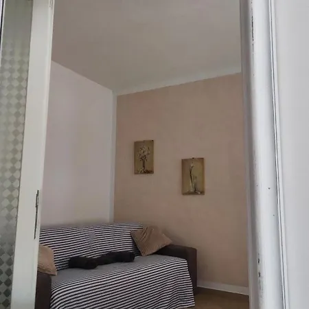 Casa Walter, Fresco Luminoso E Comodo *